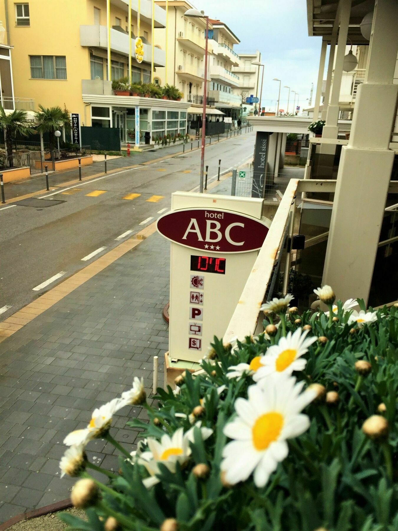Abc Hotel Rimini Exterior photo